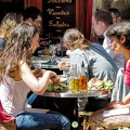 Lunchtime at rue Mouffetard